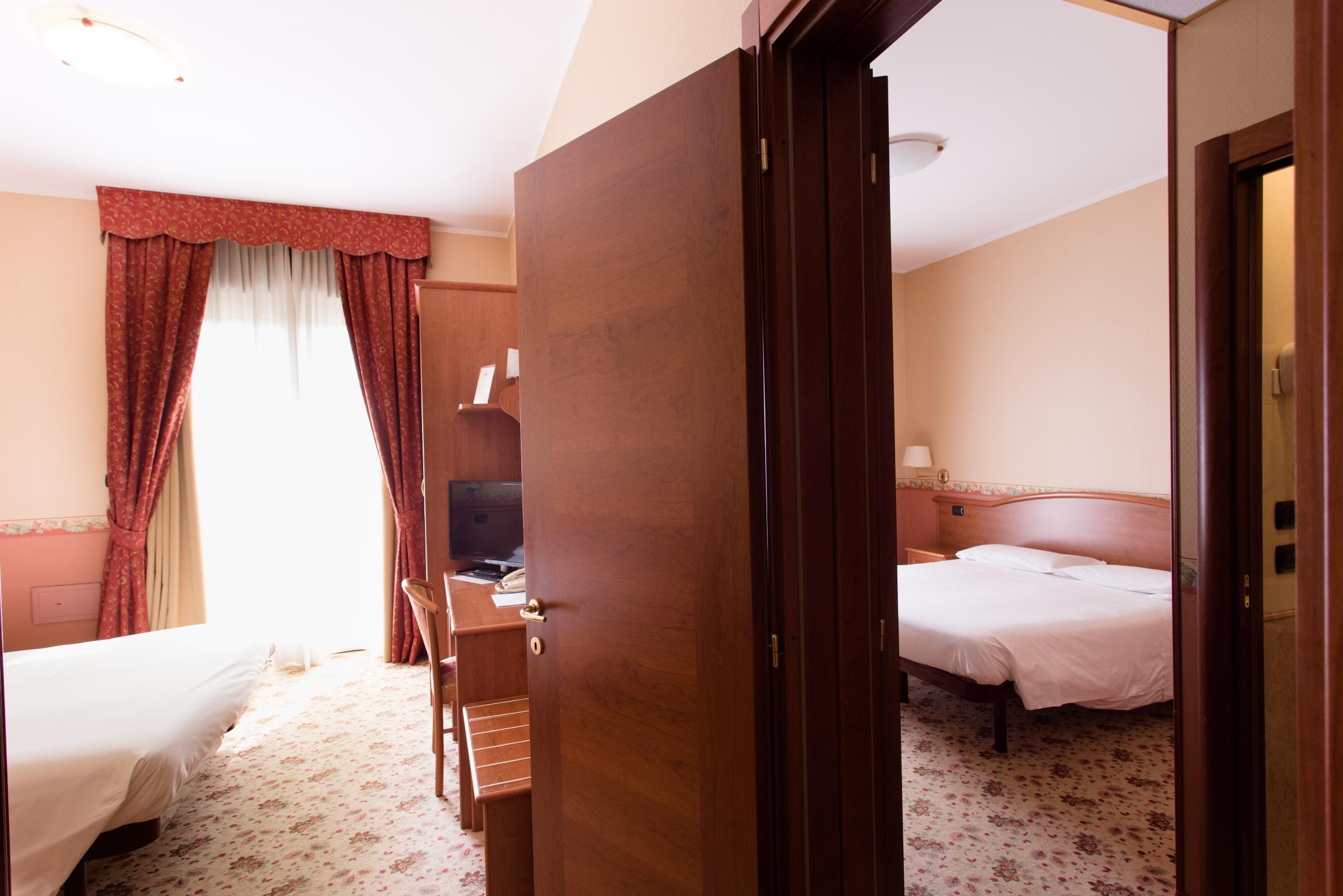 Vald Hotel Val della Torre Esterno foto
