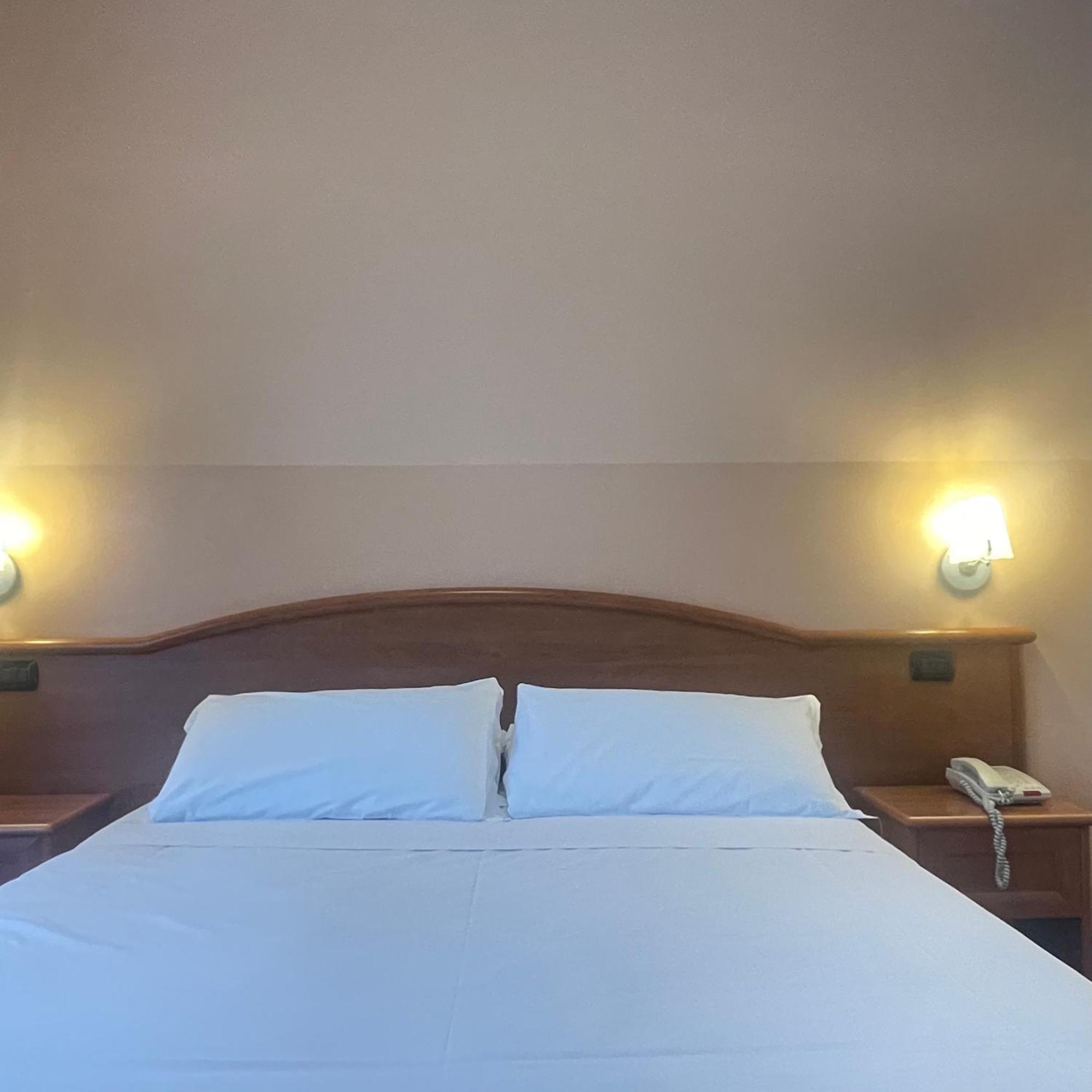Vald Hotel Val della Torre Esterno foto