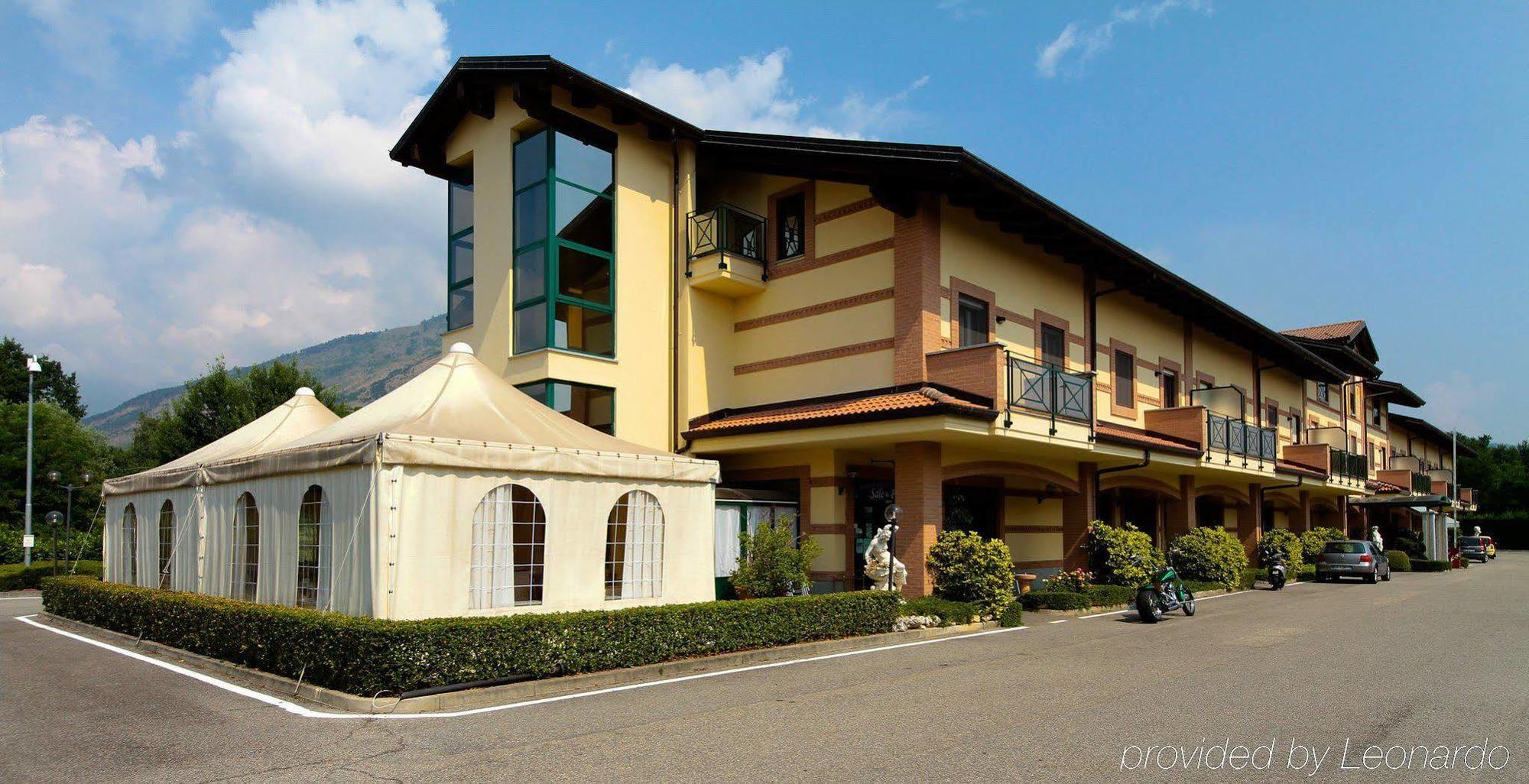 Vald Hotel Val della Torre Esterno foto
