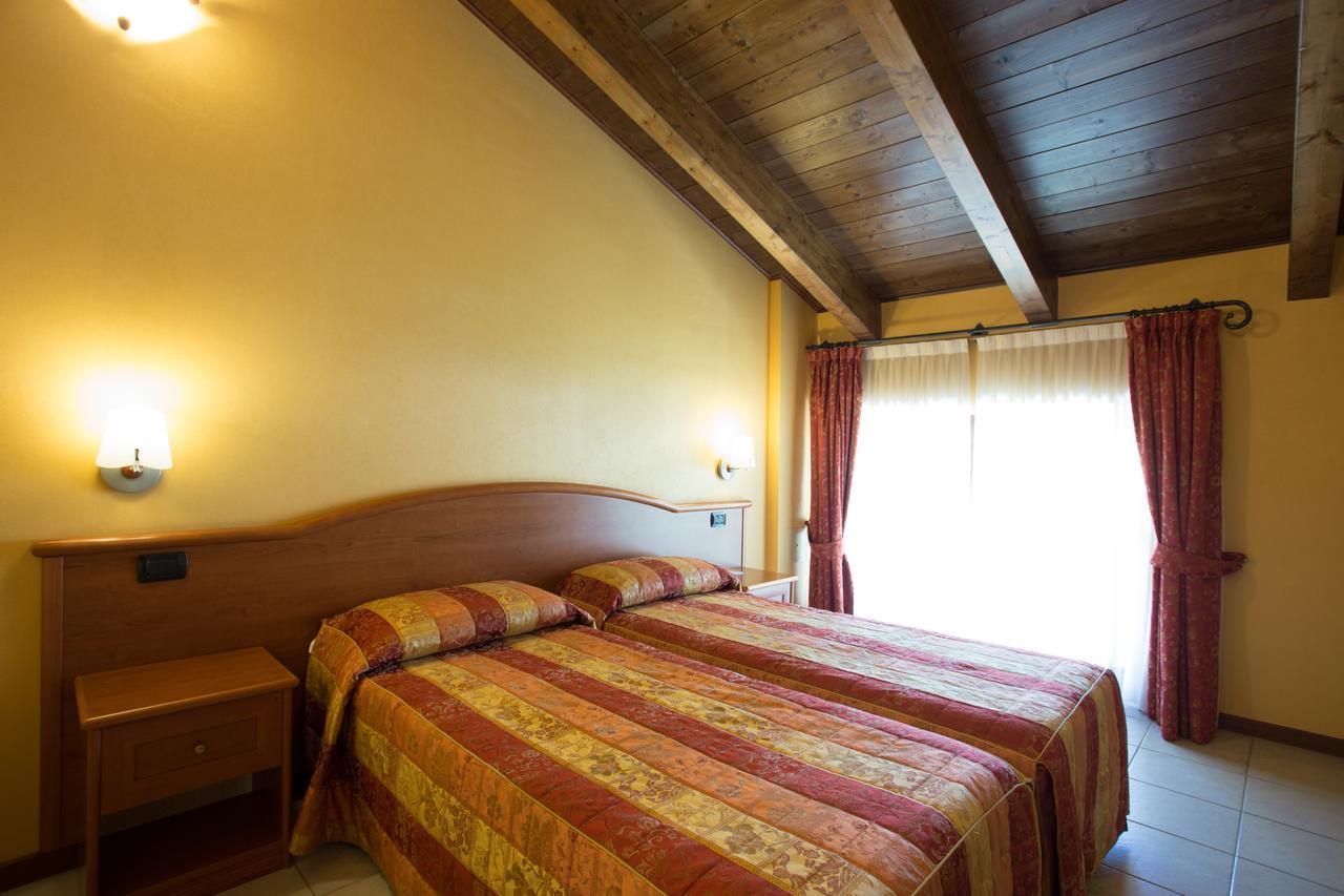 Vald Hotel Val della Torre Esterno foto